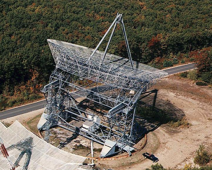 LARGE RADIO TELESCOPE ON ALT/AZIMUTH MOUNT: MIT MILLSTONE HILL OBSERVATORY